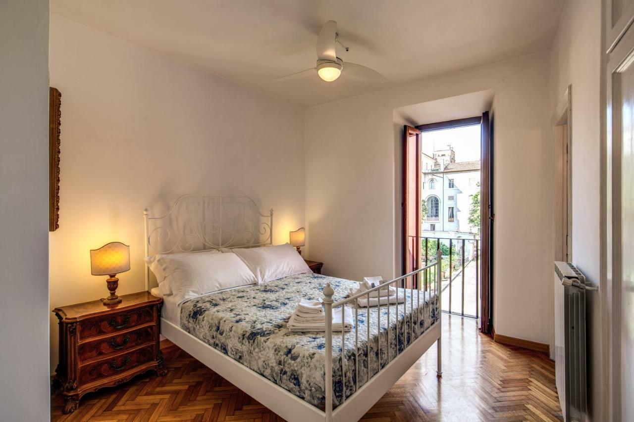 Campo Di Fiori 2 Bedroom Via Giulia โรม ภายนอก รูปภาพ