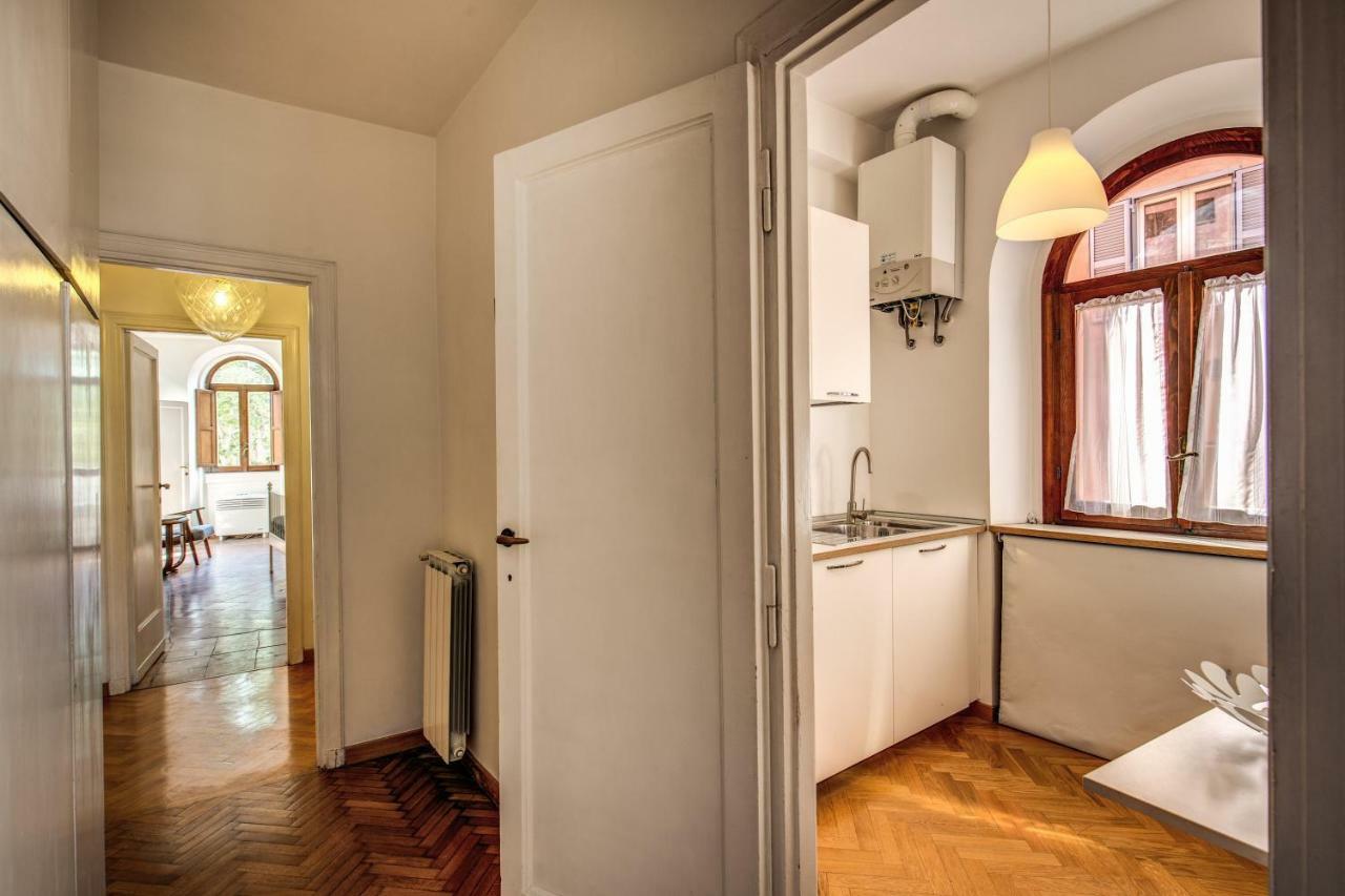 Campo Di Fiori 2 Bedroom Via Giulia โรม ภายนอก รูปภาพ